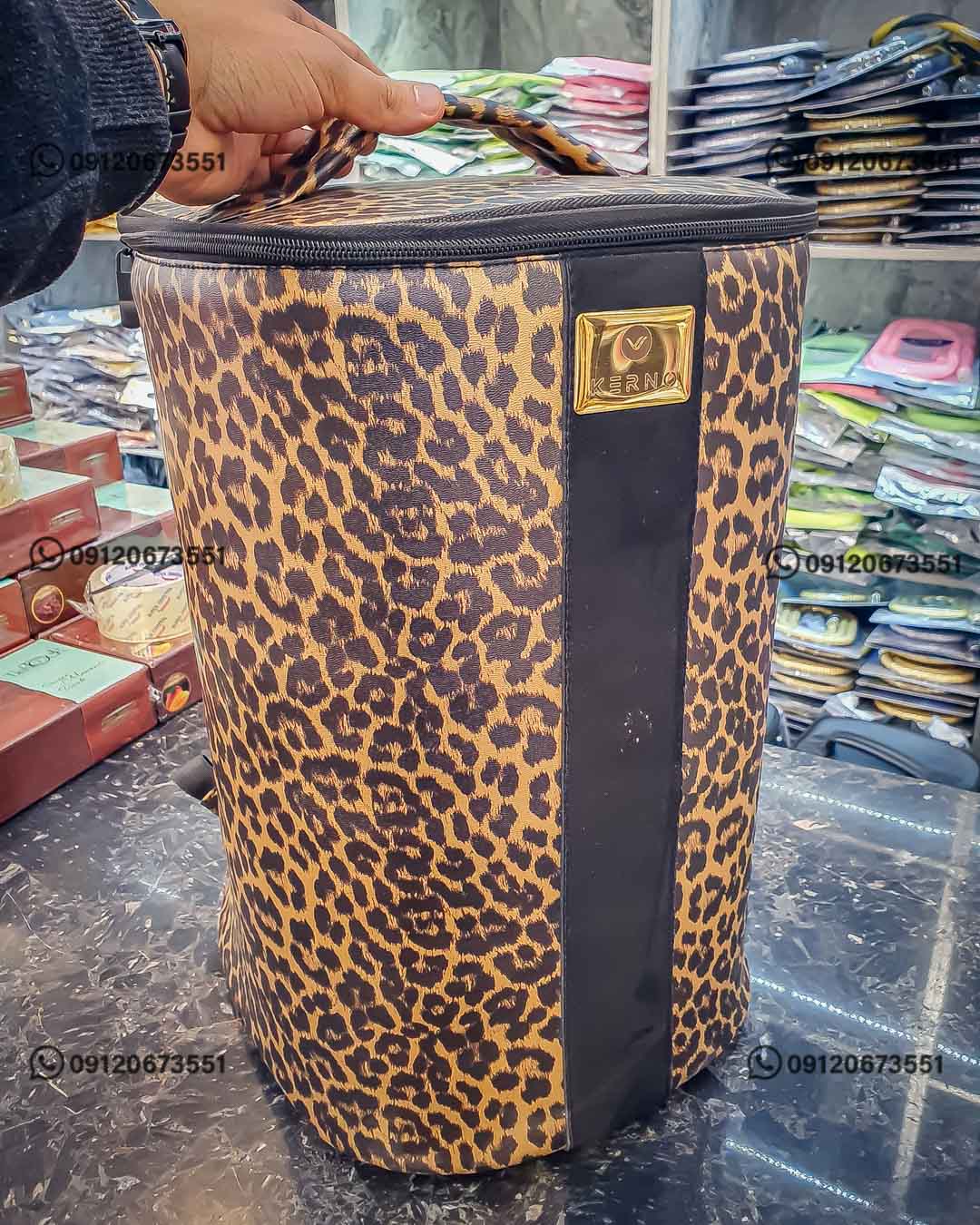 خرید کیف قلیان با قیمت مناسب جعبه قلیون قلیان کیف دار خرید قلیان با کیف فروش انواع کیف قلیان و جعبه قلیوندر فروشگاه ایران دو سیب یا ایران هوکا سابق 